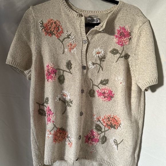 NWT flower embroidered northern reflections cardigan - Picture 12 of 13